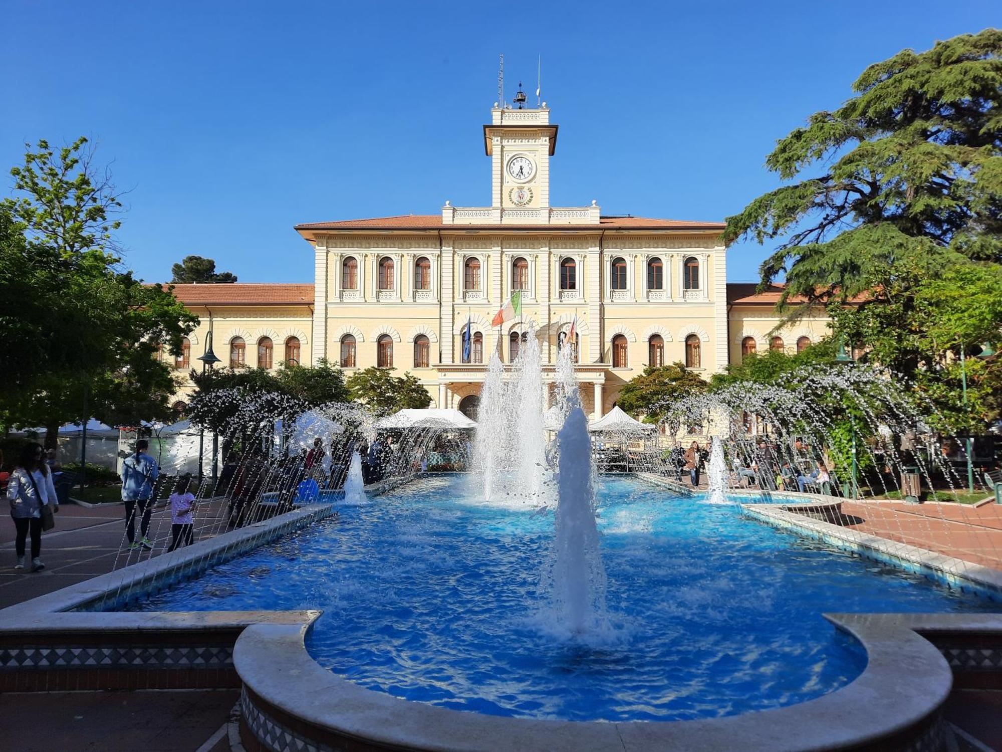Appartamento Centromare Cattolica Esterno foto